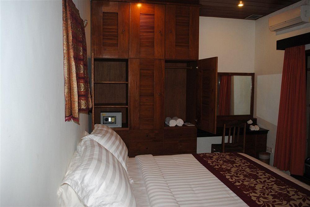 Suarti Resort, Villas & Gallery Ketewel Luaran gambar