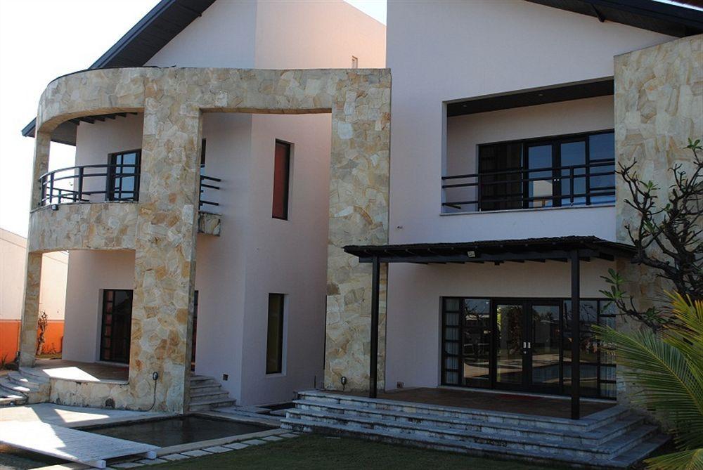 Suarti Resort, Villas & Gallery Ketewel Luaran gambar