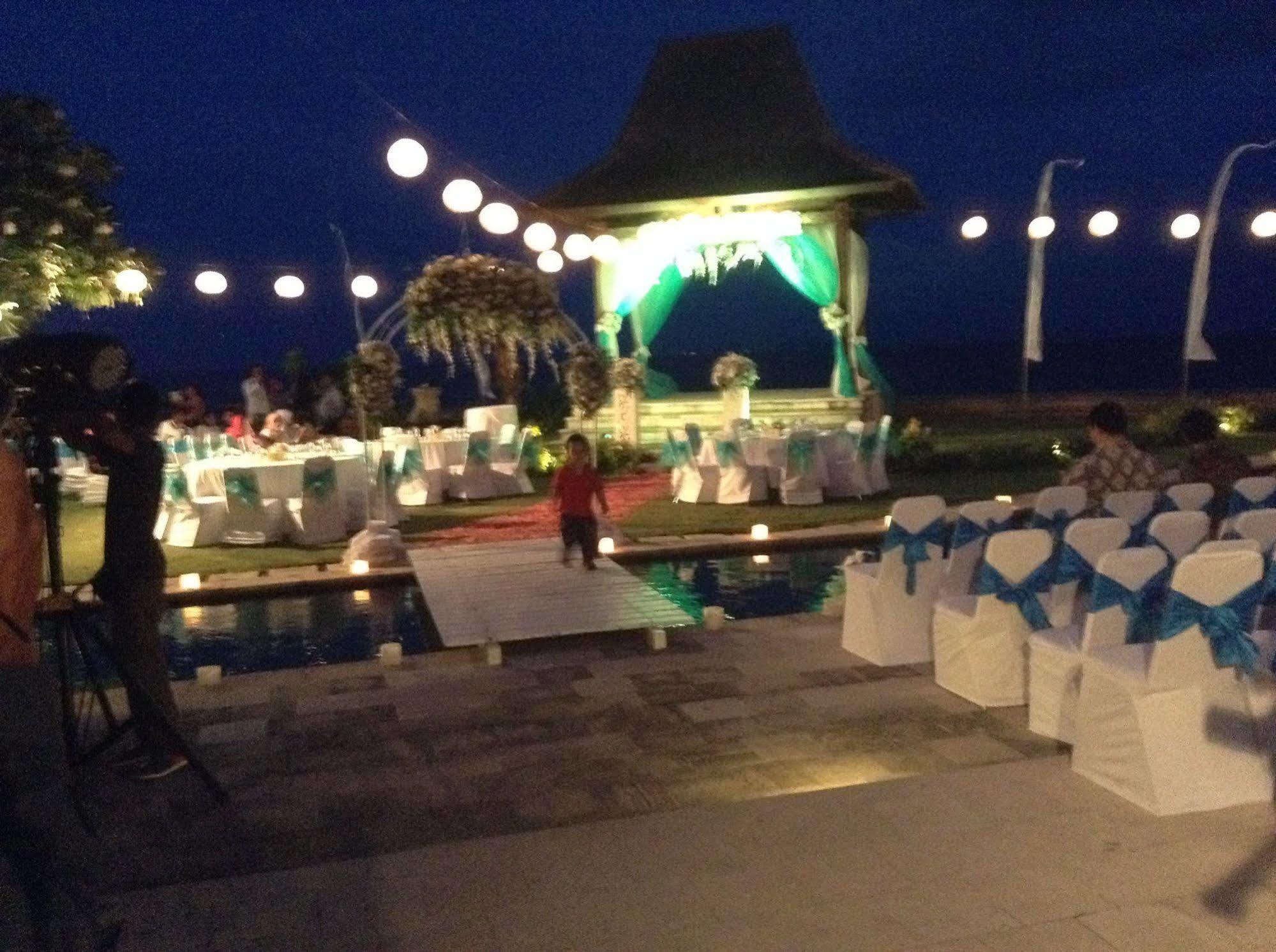 Suarti Resort, Villas & Gallery Ketewel Luaran gambar