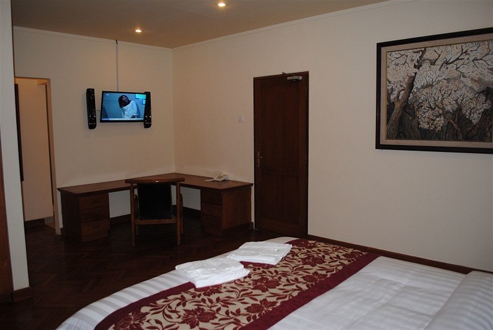 Suarti Resort, Villas & Gallery Ketewel Luaran gambar
